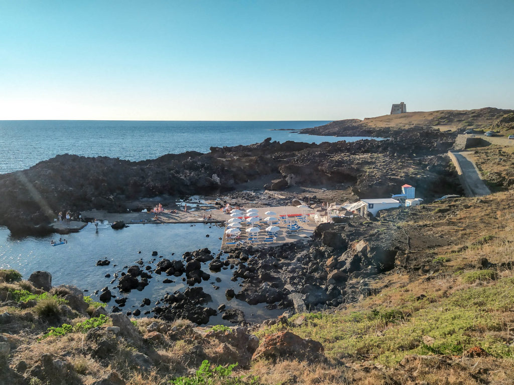 Spiaggia del Faro ad Ustica