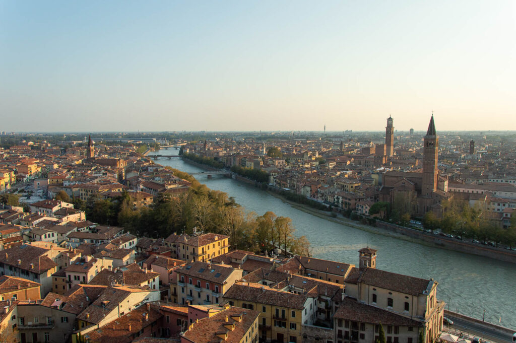 Vista di Verona da Castel San Pietro