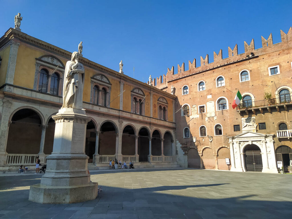 Piazza dei Signori a Verona